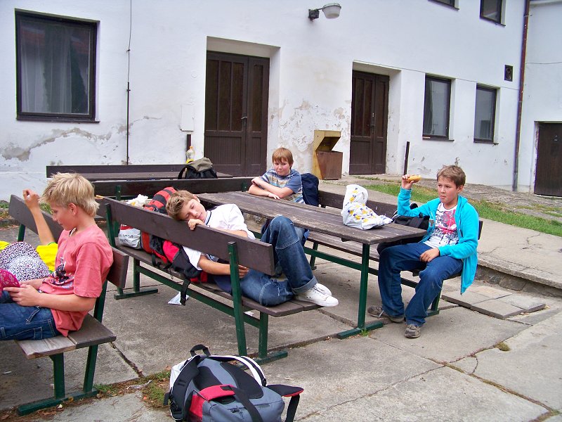 img00106.jpg