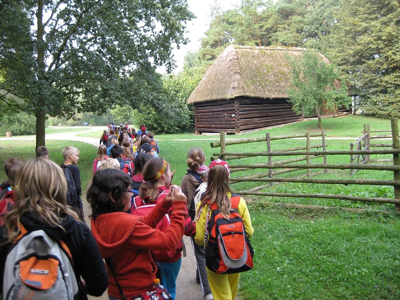 img00018.jpg