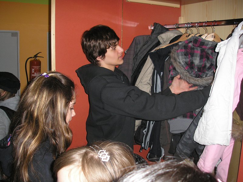 img00002.jpg