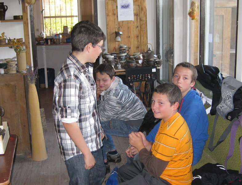 img00019.jpg